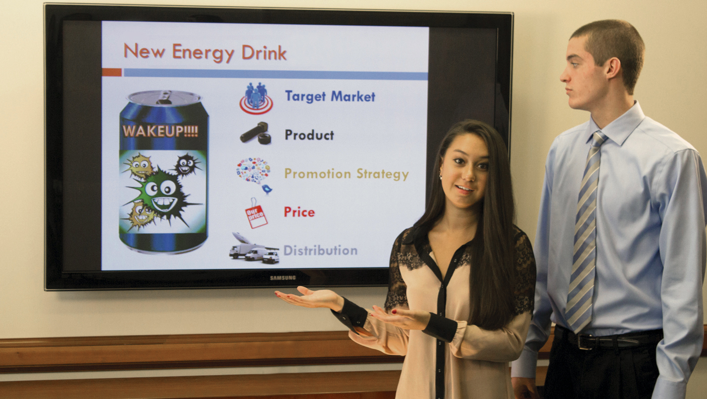 Bachelor of Science in Marketing Hero Image Bachelor of Science in Marketing Hero Image