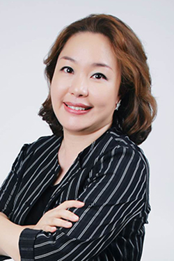 Image of Joanne Jung-Eun Yoo