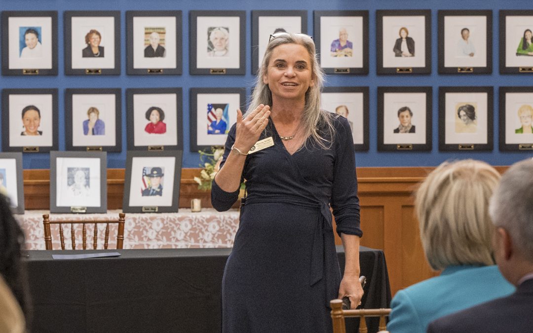 Wendy Smith receives Academy of Management Annals Decade Award