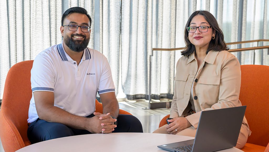 Double dels Tahseef Raza and Nabila Briste in the FinTech Building.