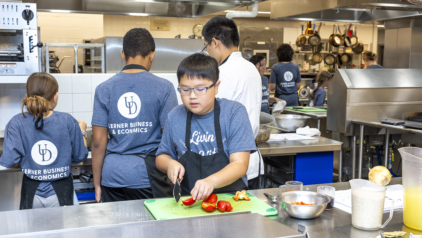 For four weeks this past summer, 48 local children ages 11-13 were Livin’ La Vita Nova during the University of Delaware’s Culinary Camp presented by the Department of Hospitality and Sport Business Management and Vita Nova restaurant.