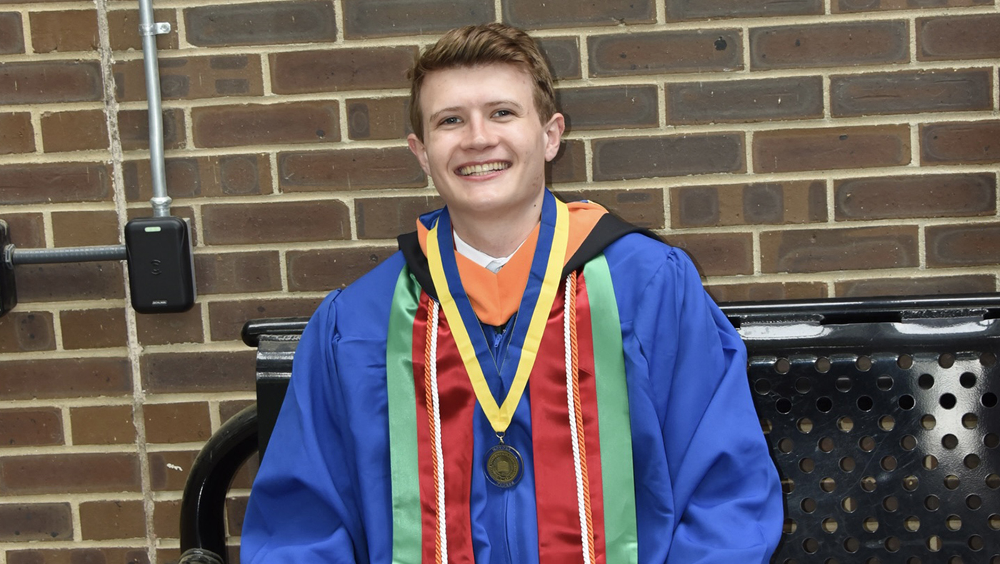 blog_Ryan Robison Ryan Robison grad photo