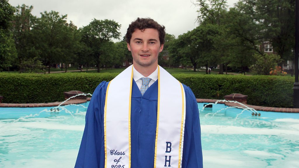 Thomas Vialle grad photo