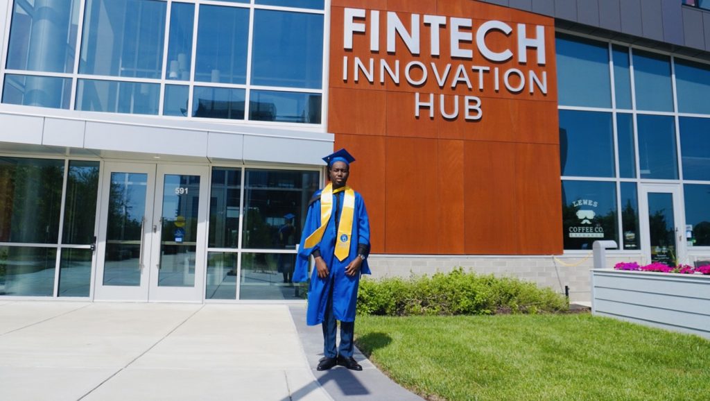 Tobi Adanri grad photo