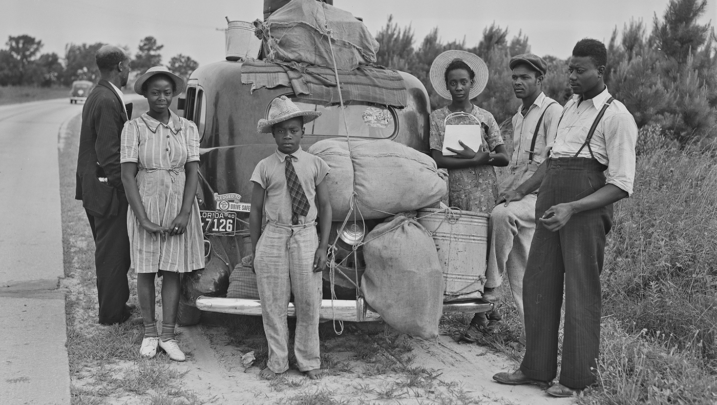 Group of Florida migrants on their way to Cranberry, New Jersey, to pick potatoes. Near Shawboro, North Carolina