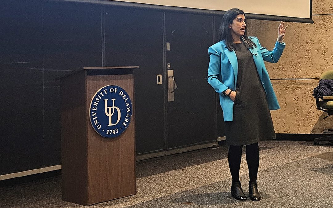 Department of Economics Revives Hutchinson Lecture with Focus on Tax Reform and Tax Compliance