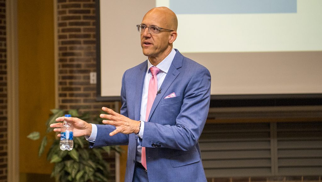 The Lerner College of Business & Economics presents Jeffrey Kleintop of Charles Schwab and a UD alum as this years Chap Tyler Lecturer during an audience of staff, faculty & students, April 27th, 2022.